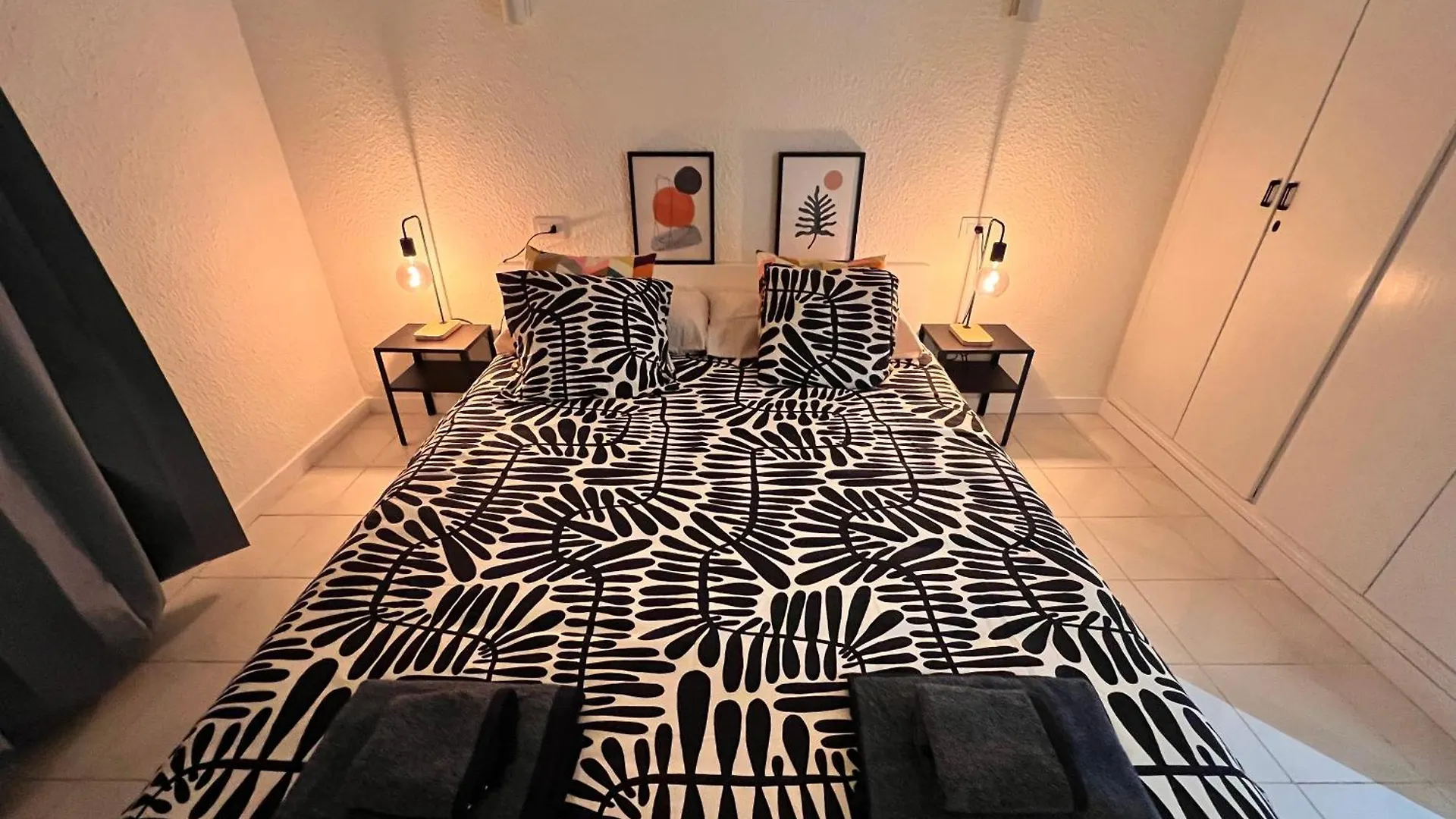 Seaview And Sunset Apartment Los Cristianos Spain