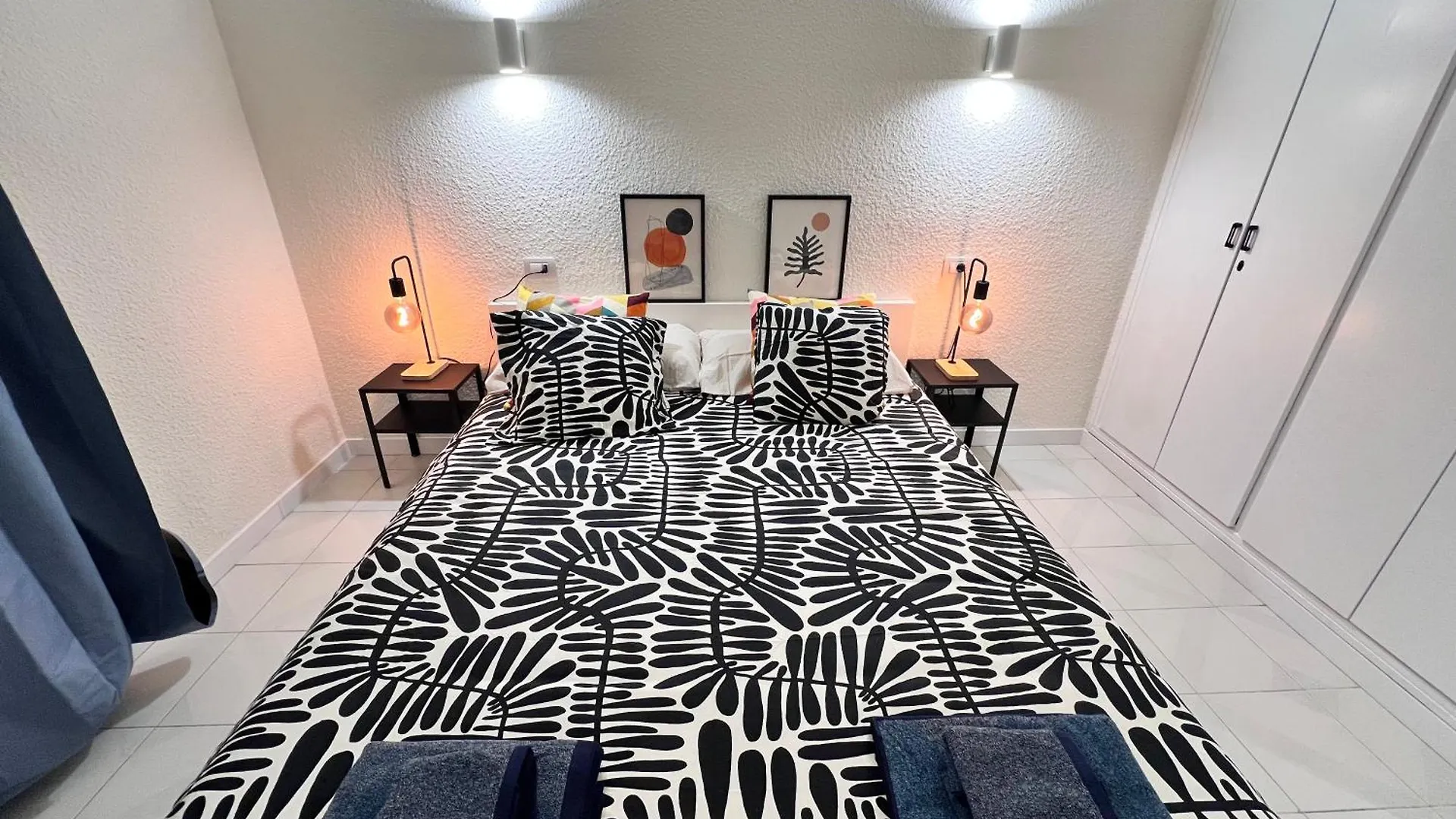 Seaview And Sunset Apartment Los Cristianos  Los Cristianos (Tenerife)